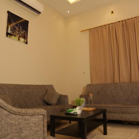 Spacious Apartments At Basla St 3 Mins From King Fahd Stadium Ер-Ріяд Екстер'єр фото